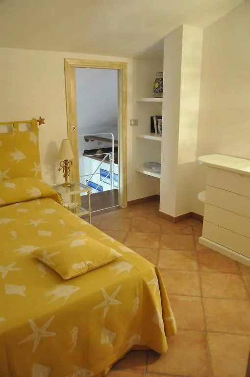 Residence Mare E Limoni Campofelice Di Roccella 0*,  Italia