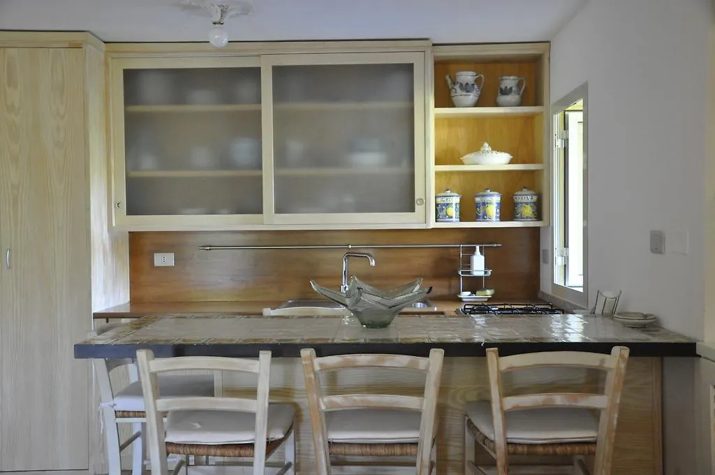 Residence Mare E Limoni Campofelice Di Roccella 0*,  Italia