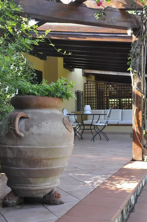 Residence Mare E Limoni Campofelice Di Roccella 0*,